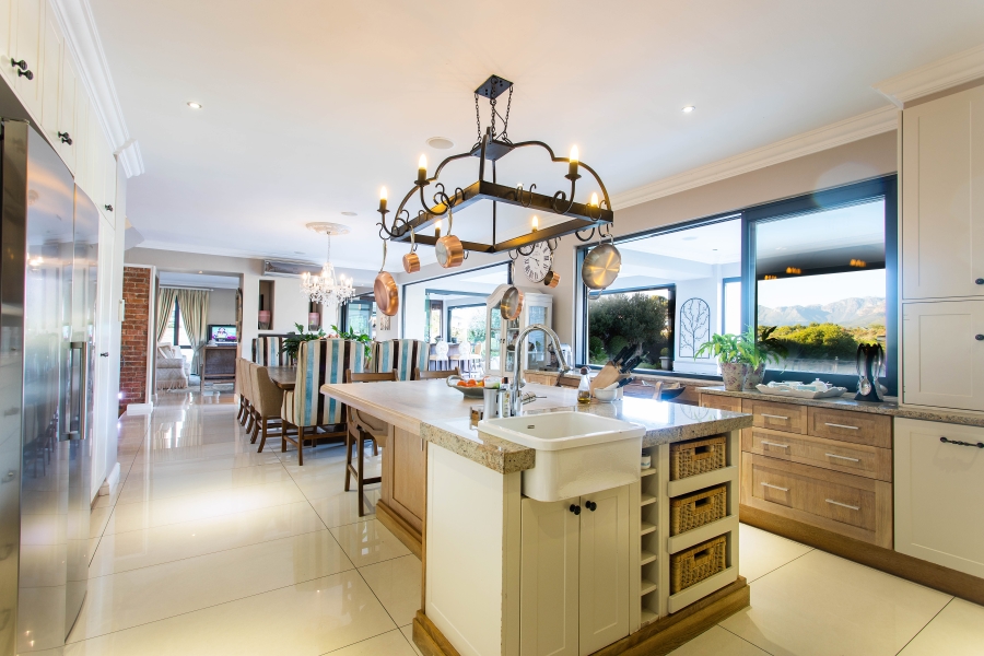 4 Bedroom Property for Sale in Val De Vie Estate Western Cape